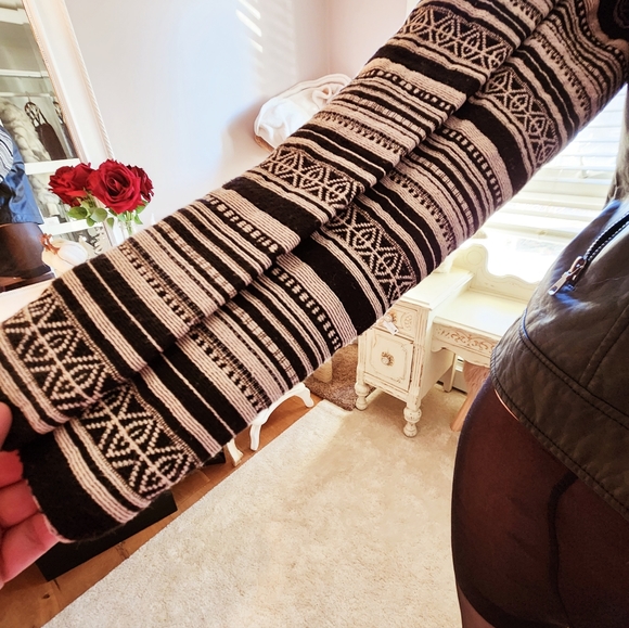 Faux leather + pattern Jacket - Picture 8 of 10